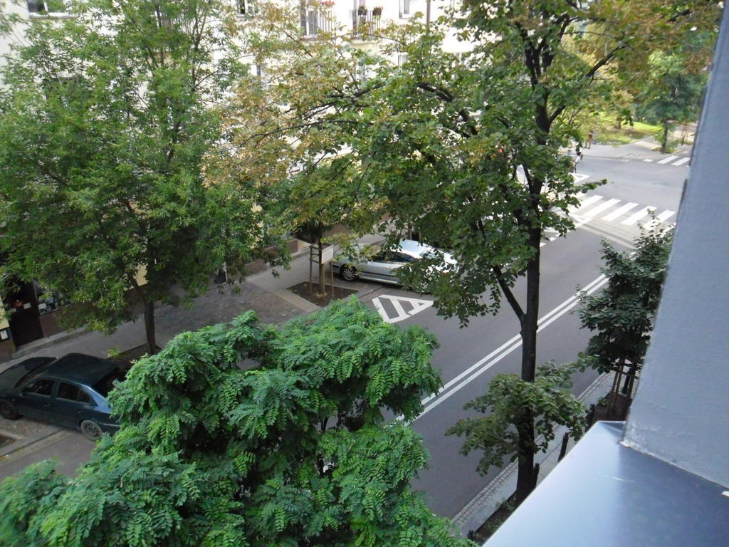 Klimatyczna Kawalerka W Centrum Warszawy 바르샤바 외부 사진